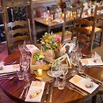 Wild Boar Estate Inn 4*