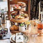 Inn Wild Boar Estate 4*