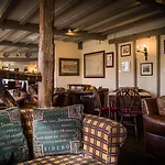 Wild Boar Estate Inn 4*