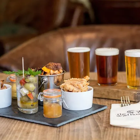 Wild Boar Estate Inn 4*