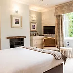 Wild Boar Estate 4*