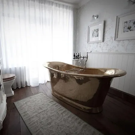 Wild Boar Estate 4* Bowness-on-Windermere