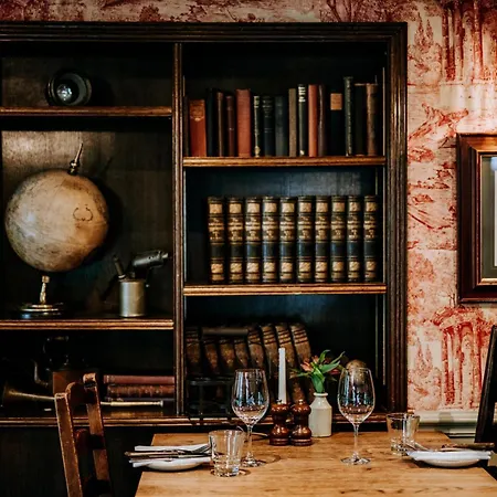 Wild Boar Estate Värdshus 4*