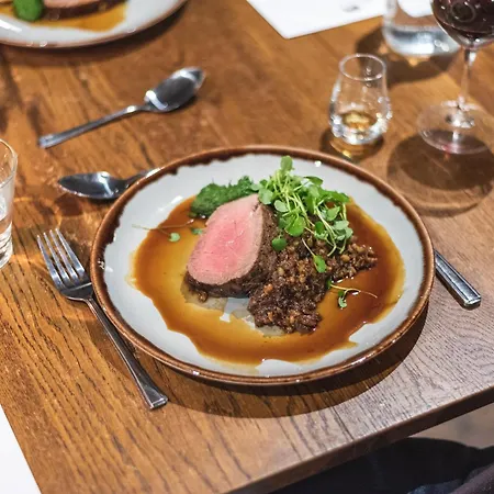 Wild Boar Estate Värdshus