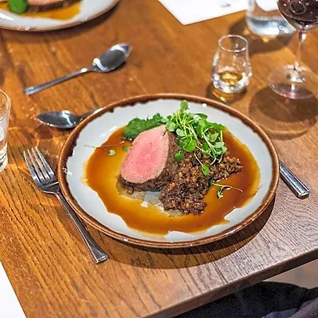 Wild Boar Estate 4*