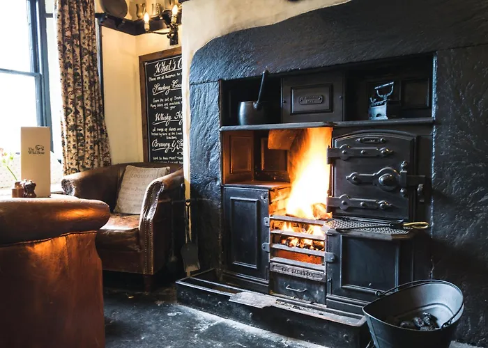 Wild Boar Estate Inn 4*